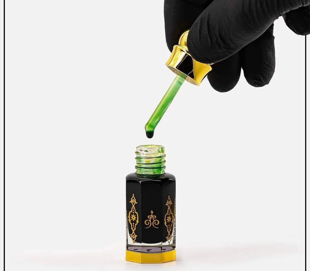 Smoky woody khus scent ,
Long-lasting earthy perfume,
Pure vetiver attar blend,
Natural woody fragrance oil,Khas Pakistani khus attar
