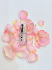 Rose Musk floral attar,
Turkish rose musk perfume,
Elegant floral musk scent,
Rich honeyed rose fragrance,
Vintage rose attar oil